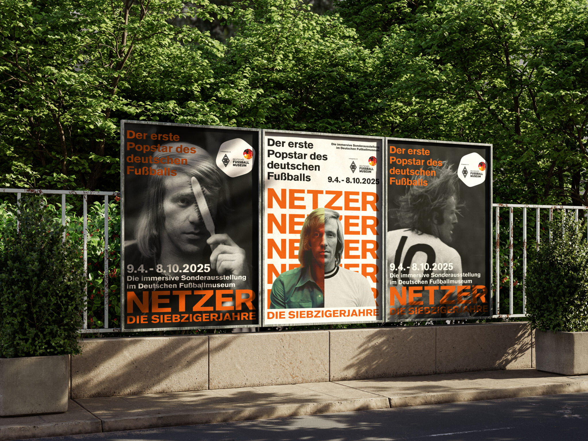 Posters_on_Fence_Mockup_2_Netzer
